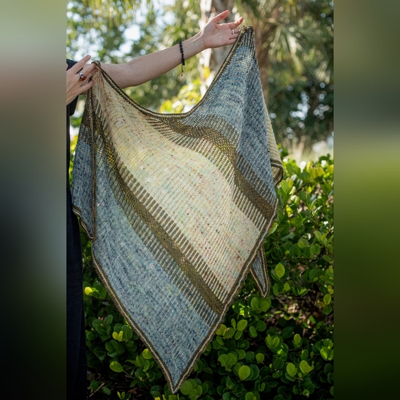 Handcrafted Avantgarde Contemporary Casual Light Wool Blue Brow Yellow Knit Wrap - Picture 9 of 12